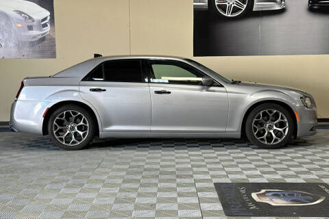 2018 Chrysler 300 S