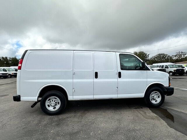 2016 Chevrolet Express 2500