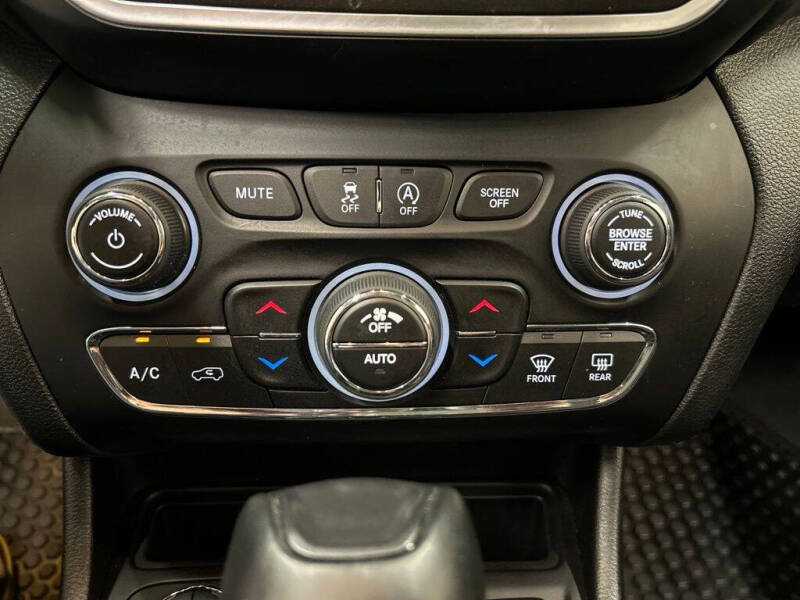 2021 Jeep Cherokee Trailhawk