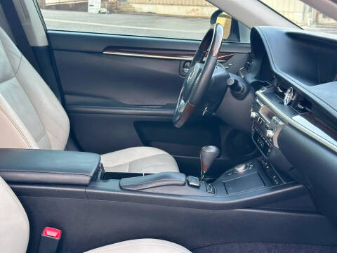 2015 Lexus ES 350
