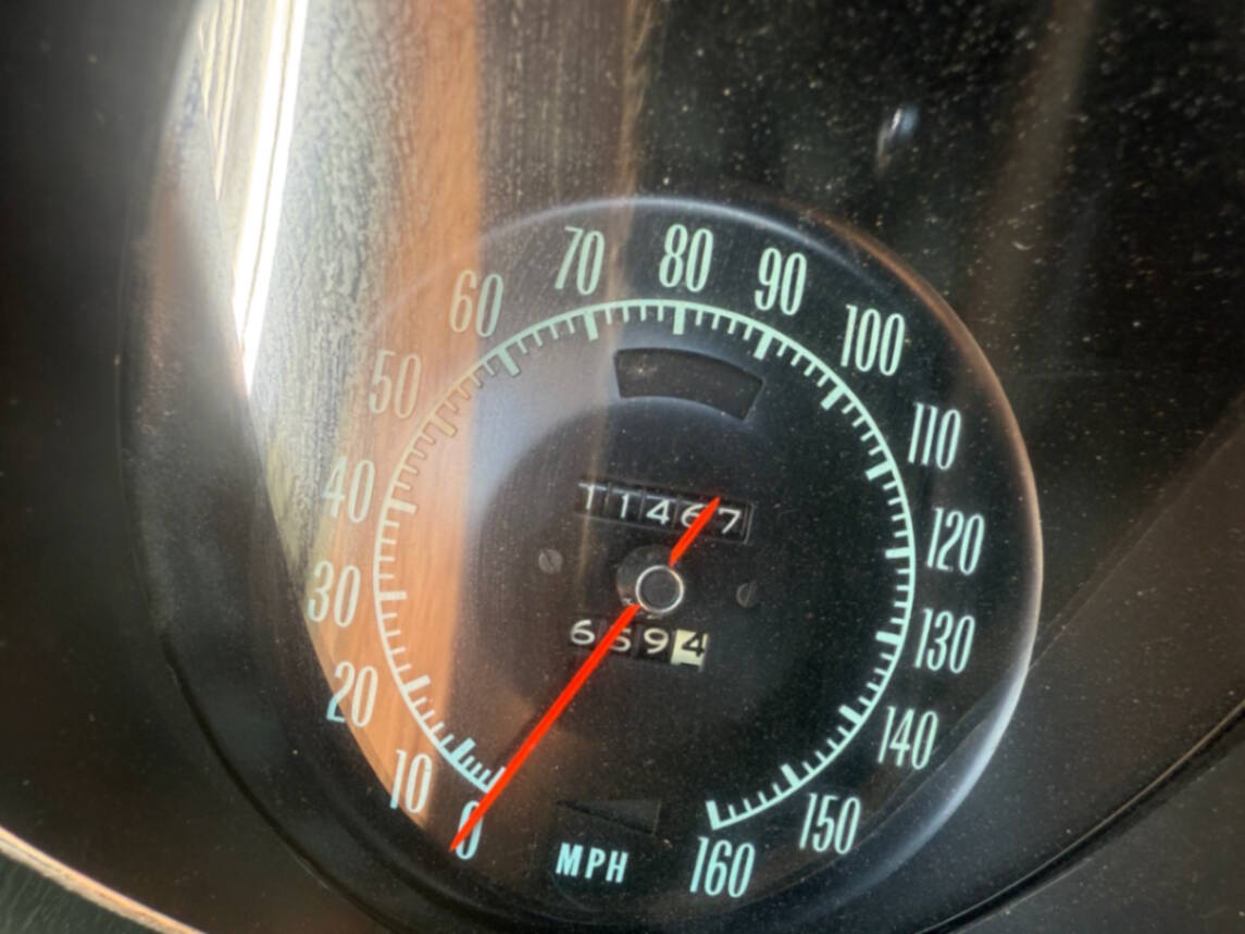 1969 Chevrolet Corvette 36