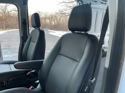 2022 Ford Transit 250