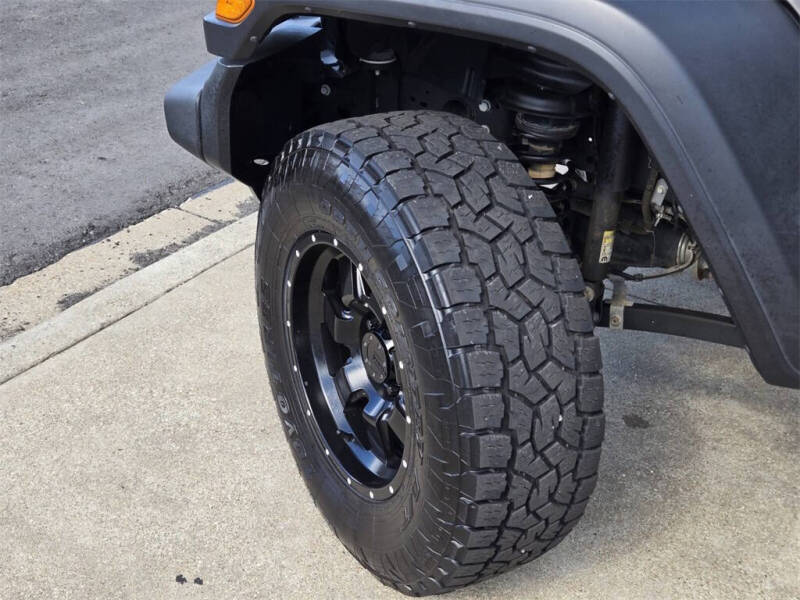 2020 Jeep Gladiator Sport