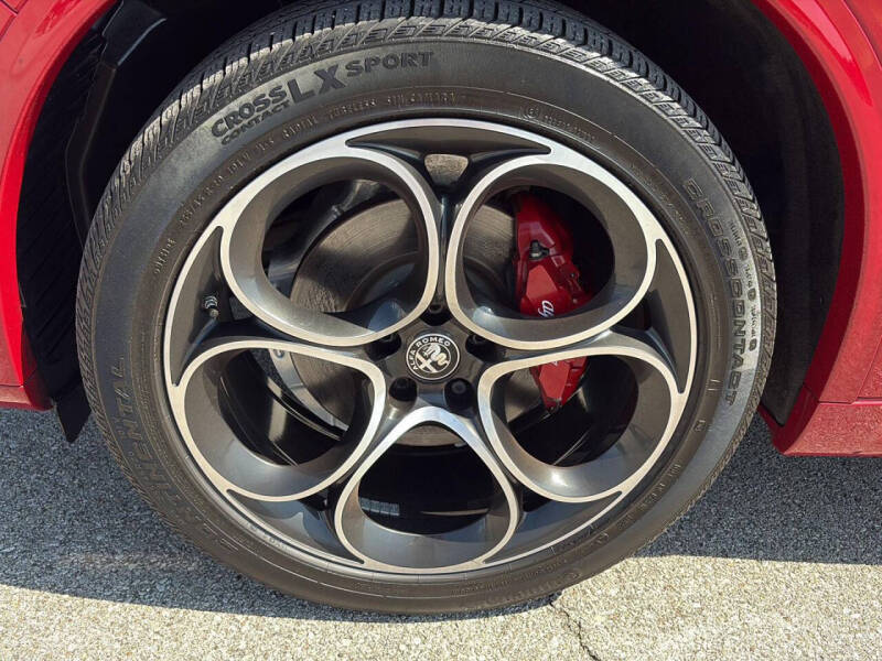 2022 Alfa Romeo Stelvio Veloce