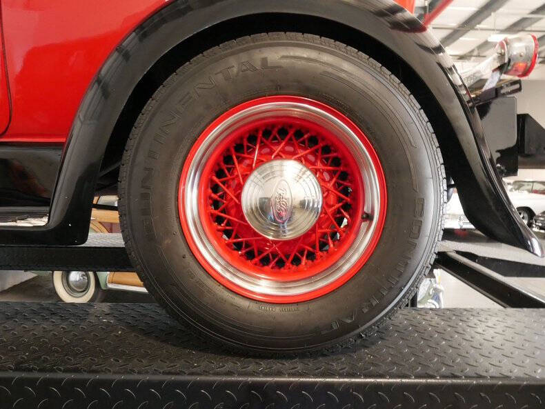1929 Ford Phaeton
