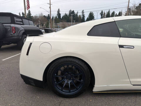 2013 Nissan GT-R Premium