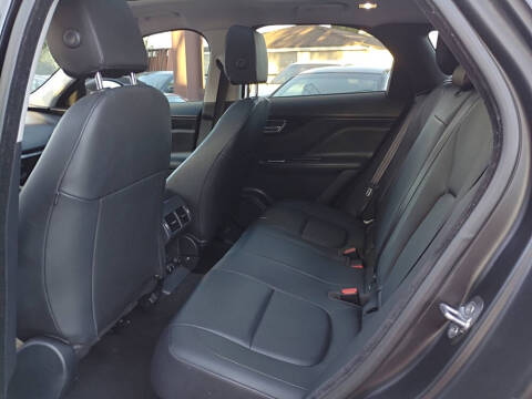 2018 Jaguar F-PACE 30t Premium