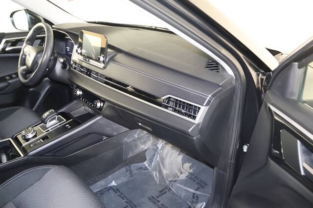 2025 Mitsubishi Outlander PHEV ES