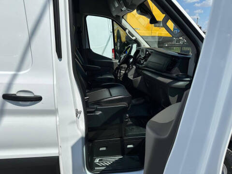 2023 Ford Transit 250