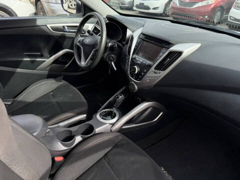 2016 Hyundai Veloster