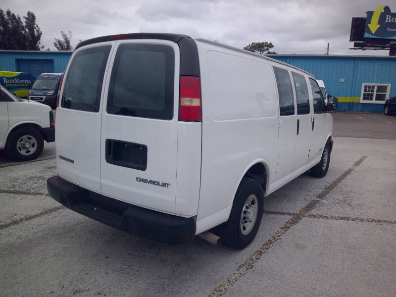 2005 Chevrolet Express 2500