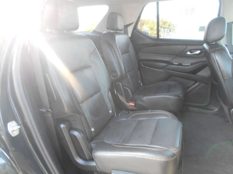 2021 Chevrolet Traverse RS