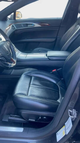 2017 Lincoln MKZ Select