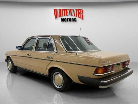 1977 Mercedes-Benz 300-Class