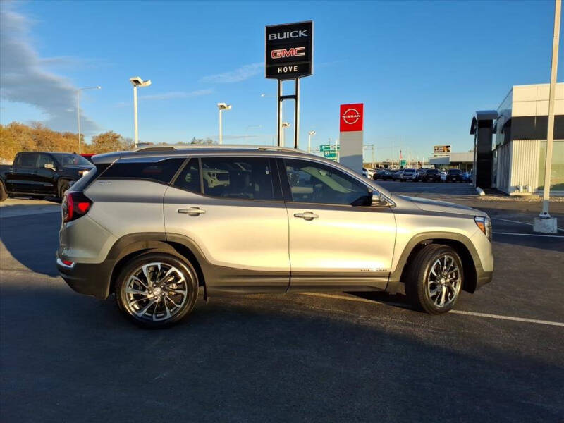 2023 GMC Terrain SLT