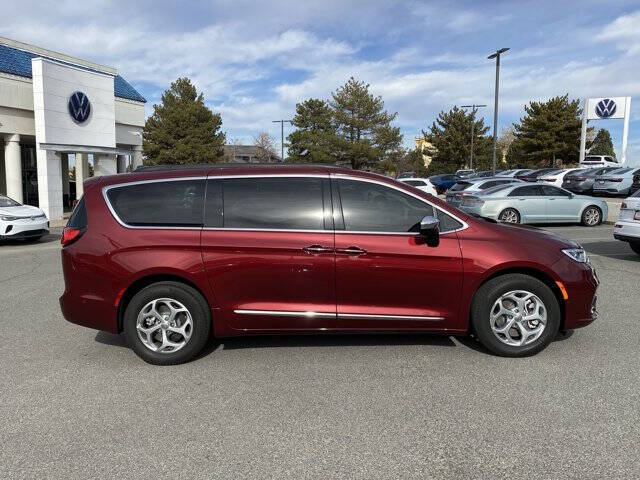 2023 Chrysler Pacifica Limited