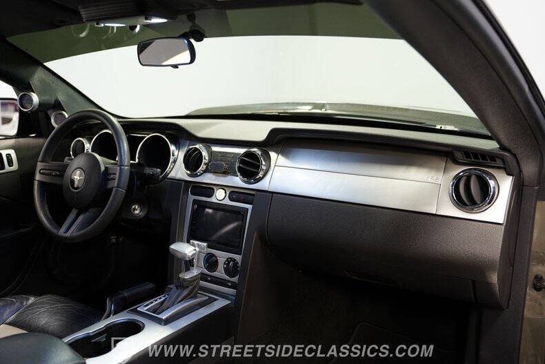 2005 Ford Mustang