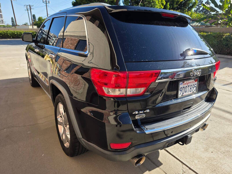 2011 Jeep Grand Cherokee Overland Summit