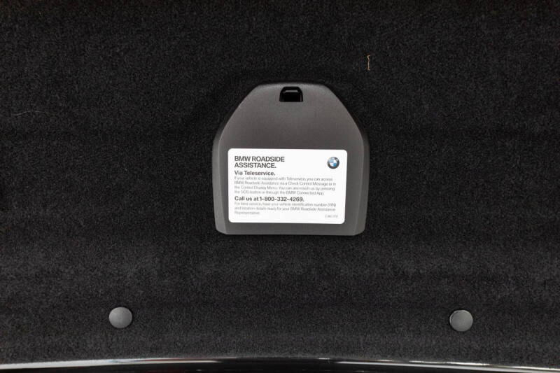 2023 BMW 7 Series 740i