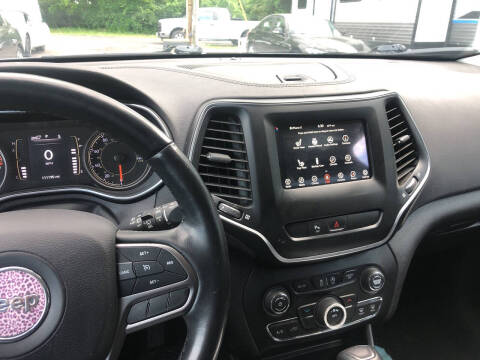 2019 Jeep Cherokee Latitude Plus