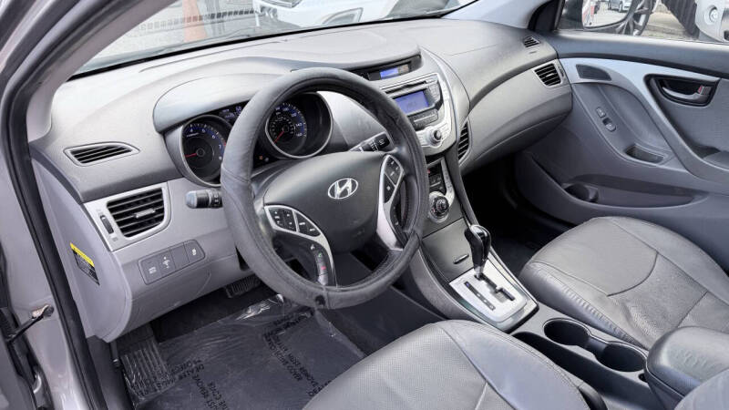 2012 Hyundai Elantra Limited