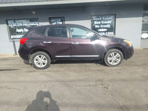 2013 Nissan Rogue for sale at Auto Credit Connection LLC in Uniontown PA