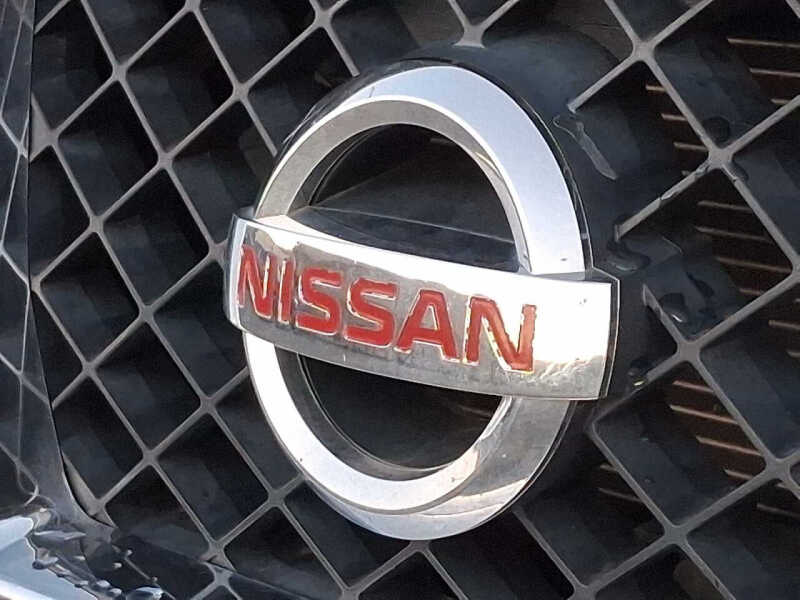 2004 Nissan Titan SE