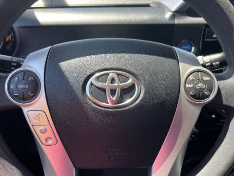 2016 Toyota Prius c
