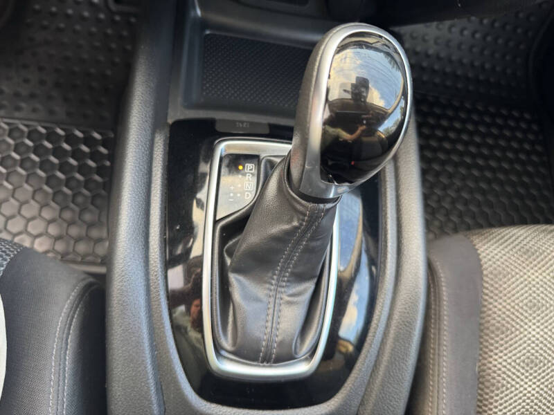 2020 Nissan Rogue Sport SV