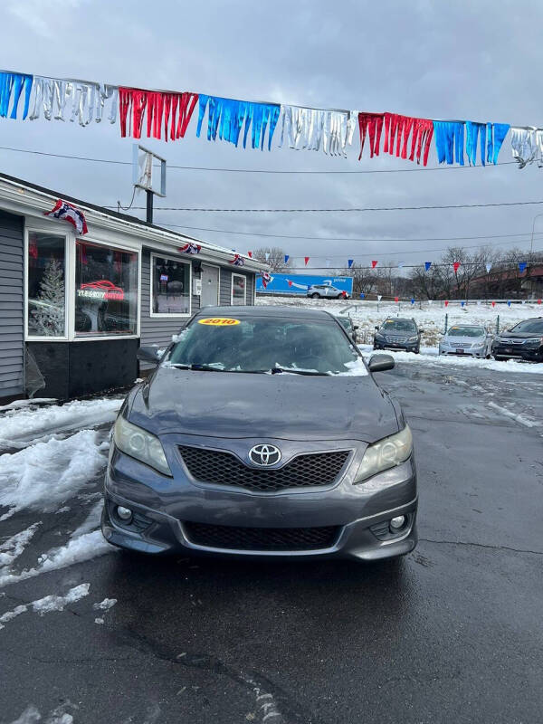 2010 Toyota Camry LE