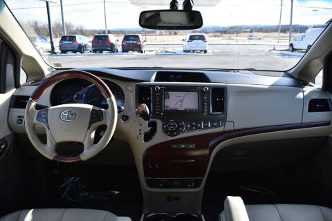 2013 Toyota Sienna Limited 7-Passenger