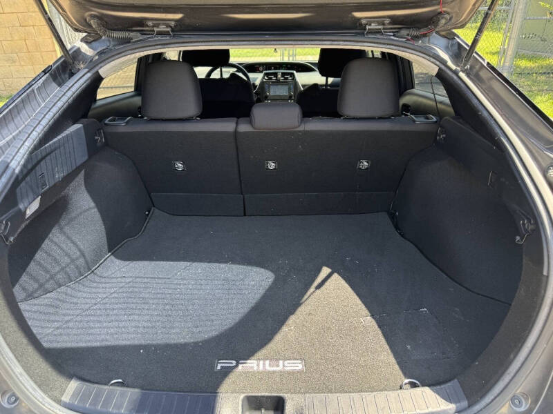 2016 Toyota Prius Two
