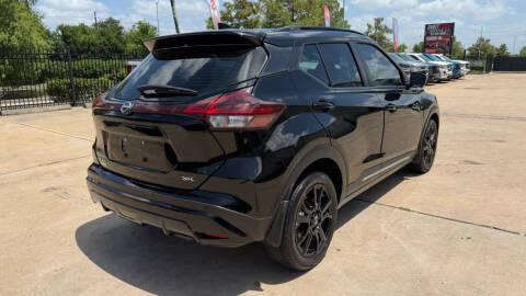 2024 Nissan Kicks SR