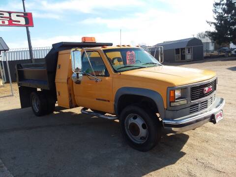 2001 GMC Sierra 3500 for sale at Dave's Auto Sales & Service in Weyauwega WI