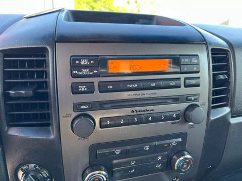 2010 Nissan Titan SE