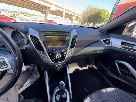 2016 Hyundai Veloster