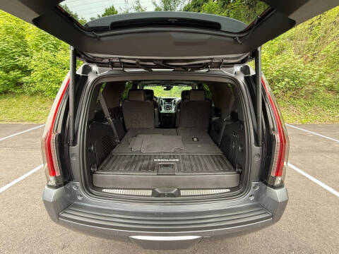 2018 Cadillac Escalade Platinum