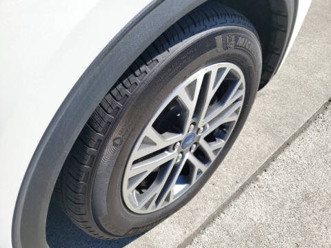 2021 Ford Escape SEL