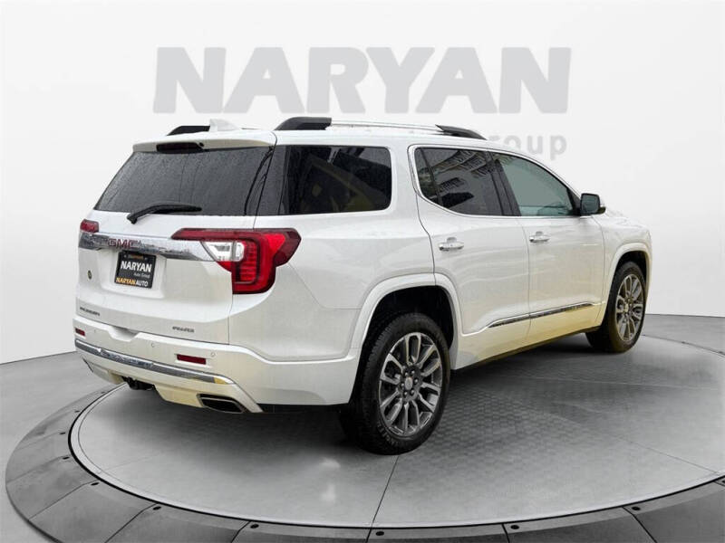 2022 GMC Acadia Denali