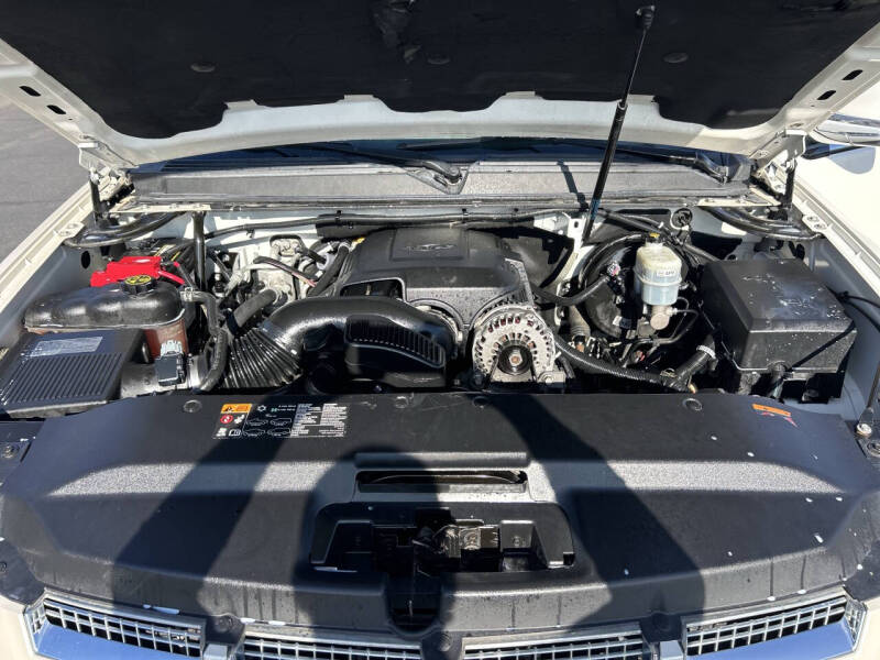 2012 Cadillac Escalade Luxury