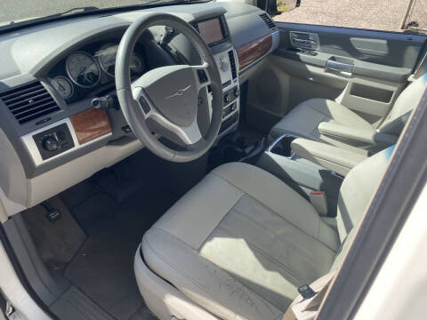 2008 Chrysler Town and Country Touring