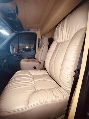 2014 Mercedes-Benz Sprinter 2500