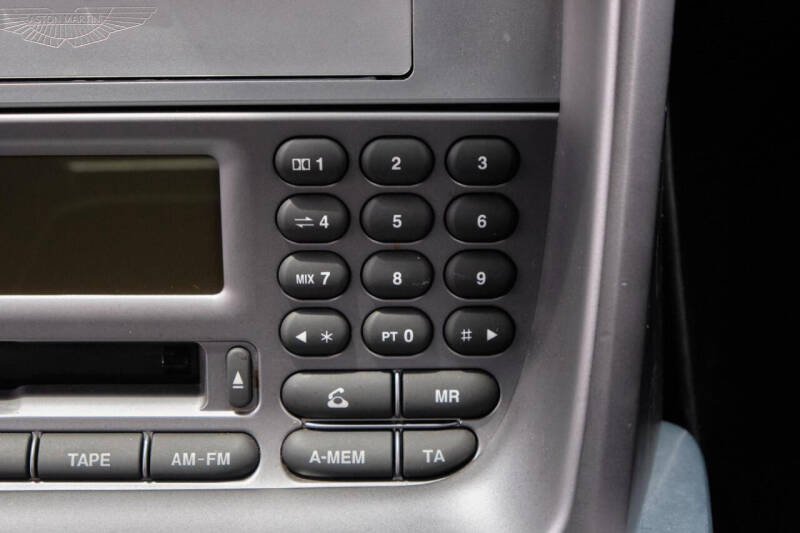 2003 Aston Martin V12 Vanquish