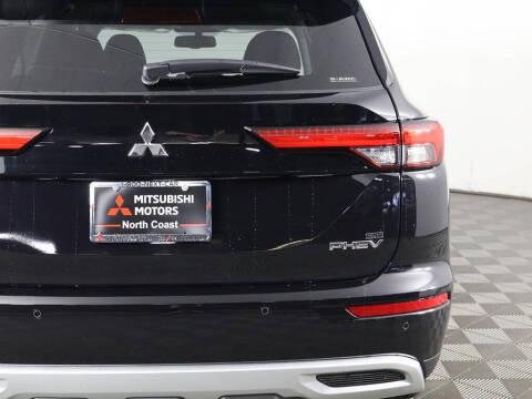 2025 Mitsubishi Outlander PHEV SE
