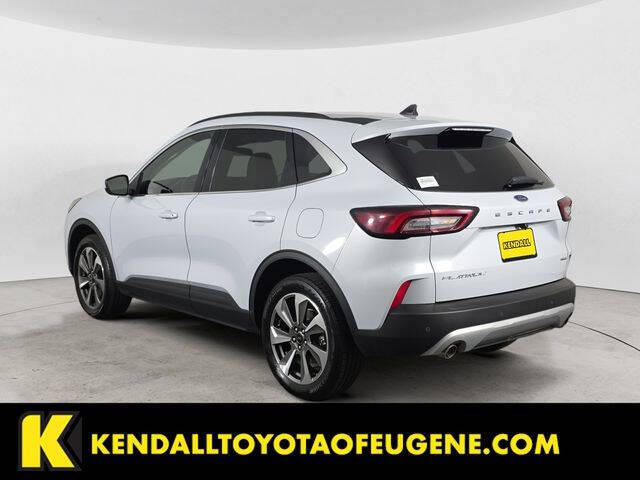 2025 Ford Escape Platinum
