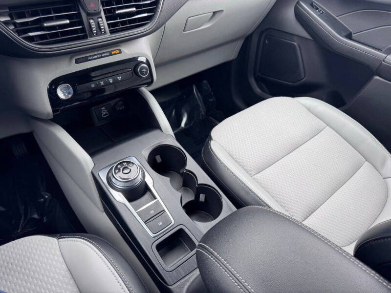 2024 Ford Escape Plug-In Hybrid PHEV