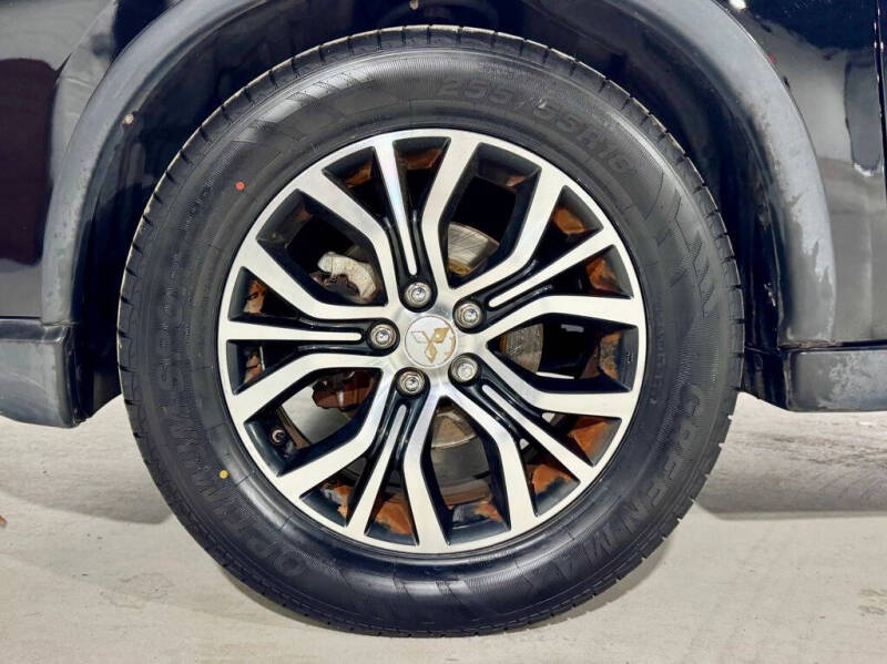 2016 Mitsubishi Outlander SE