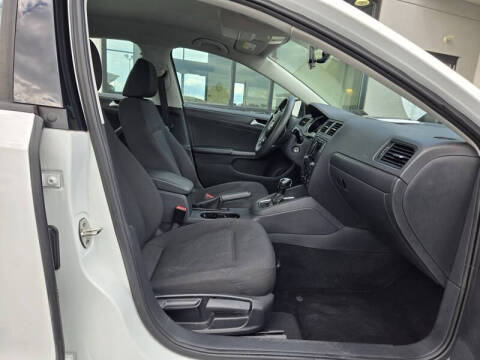 2016 Volkswagen Jetta