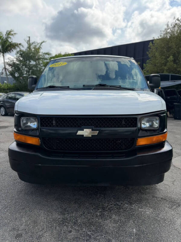2017 Chevrolet Express 2500