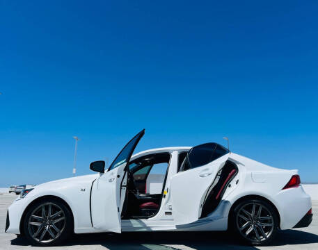 2017 Lexus IS 200t